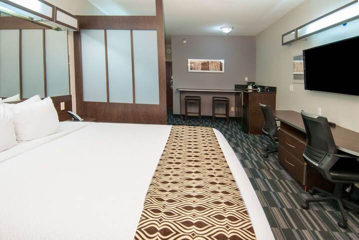 Room 20 of 32