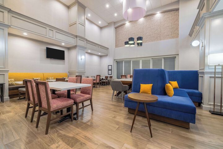 Hampton Inn & Suites Brenham