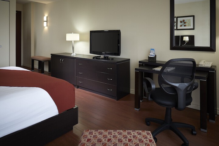 Room 22 of 32
