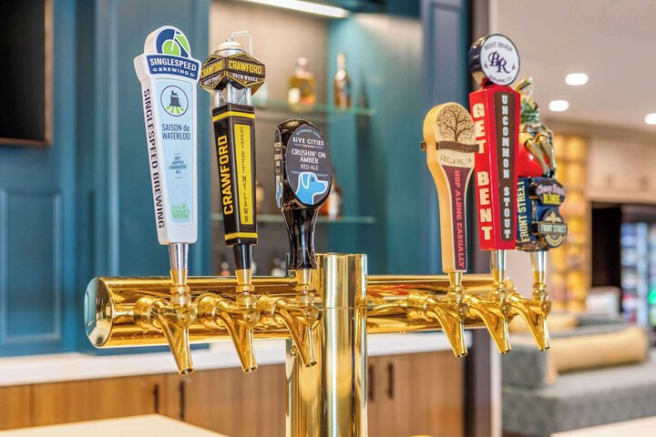 Cambria Hotel Davenport Quad Cities