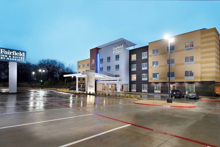 Hotel 2 of 25