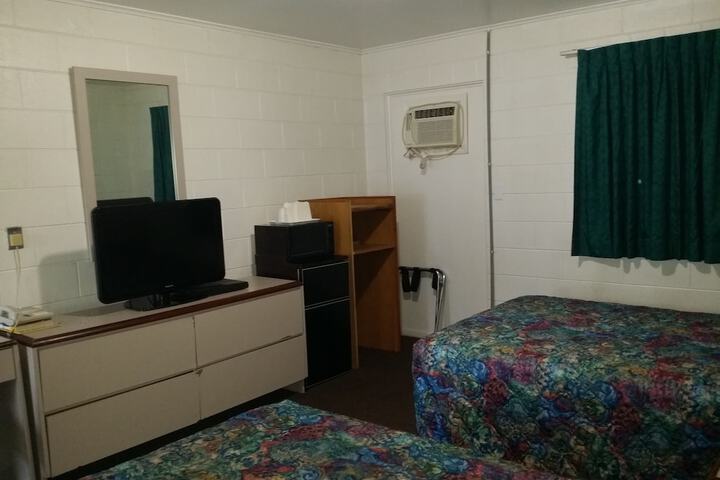 Rosemount Motel