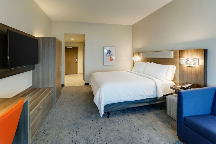 Room 21 of 48