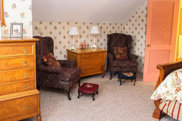 Room 19 of 66