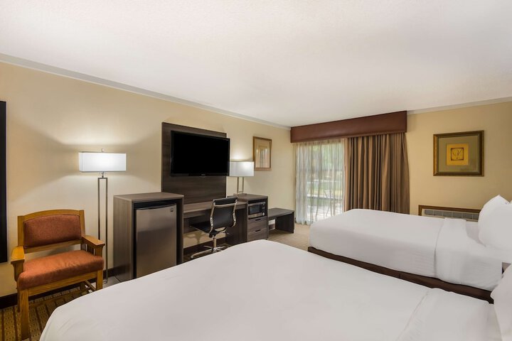Room 19 of 30