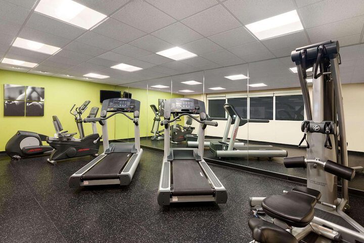 Country Inn & Suites by Radisson Buffalo South I-90, NY