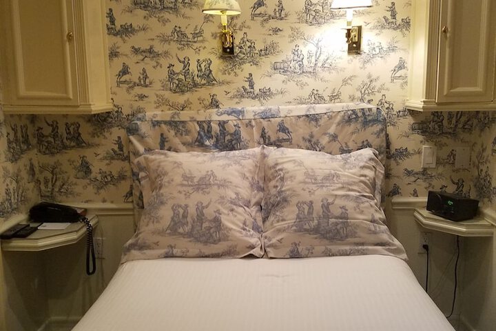 Room 74 of 84