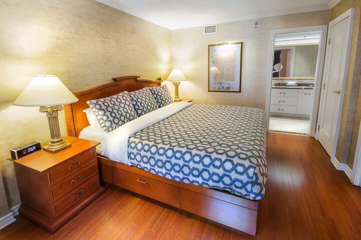 Room 63 of 128