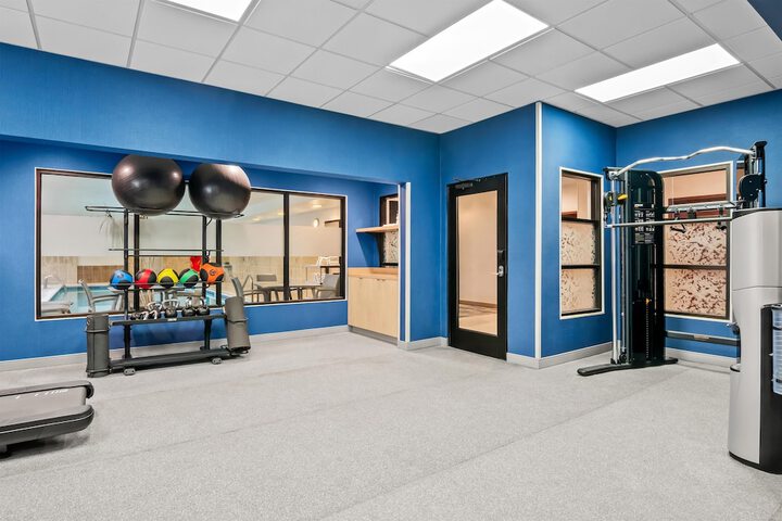 Hampton Inn & Suites Detroit-Canton