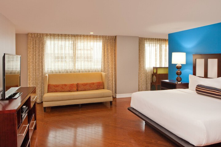 Room 20 of 43