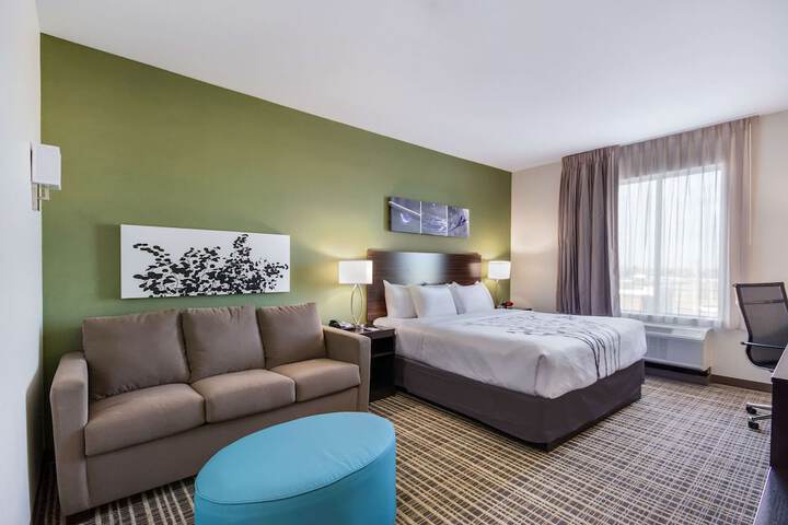 Room 44 of 63