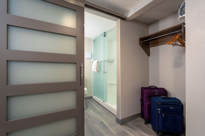 MCM Elegante Hotel and Conference Center Odessa