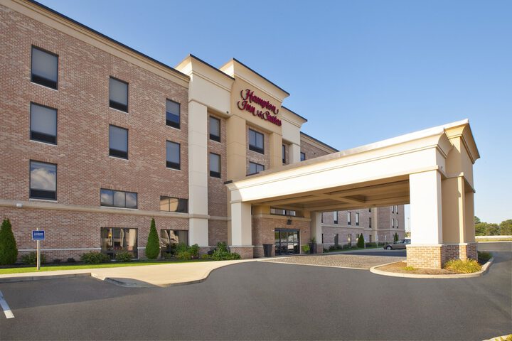 Hampton Inn & Suites Elyria