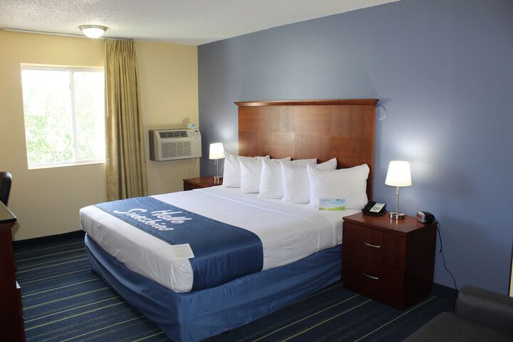 Room 45 of 60
