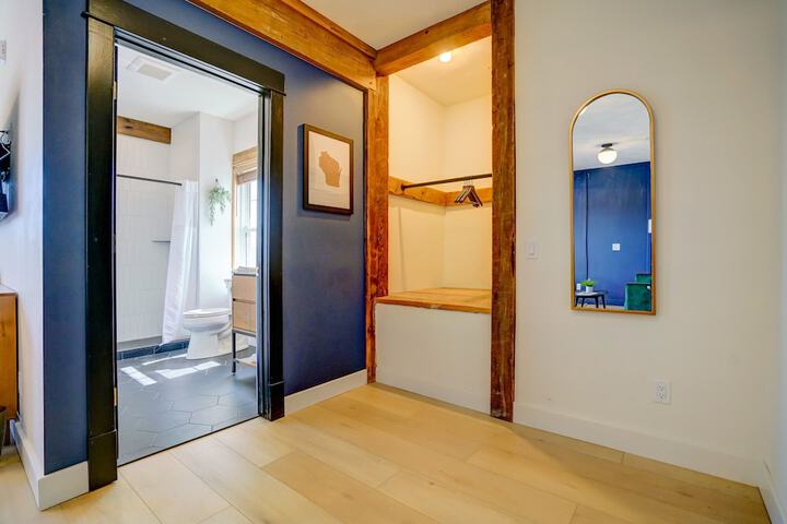 Room 43 of 72