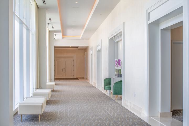 Ballroom/Hall 132 of 150