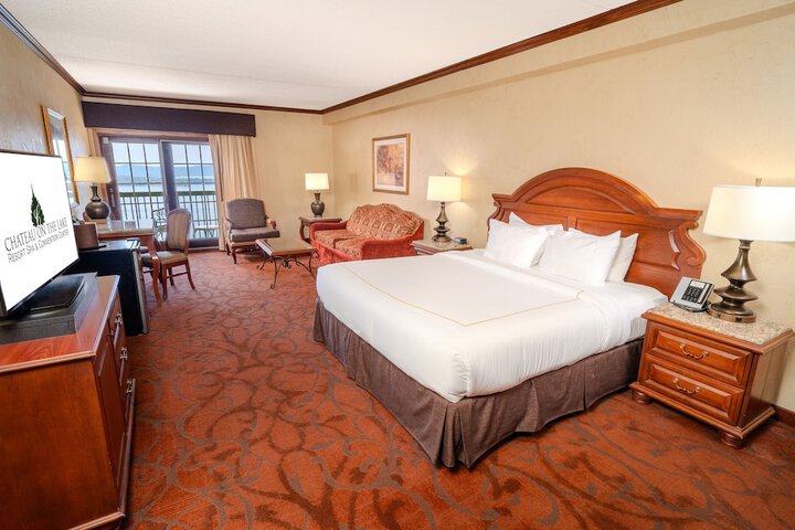 Chateau on the Lake Resort Spa and Convention Center