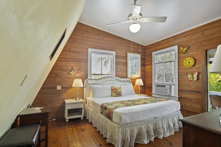 Room 15 of 61