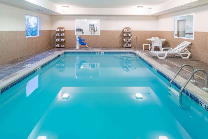 Pool 2 of 16