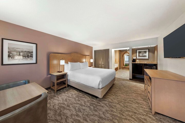 Best Western Plus Black Oak