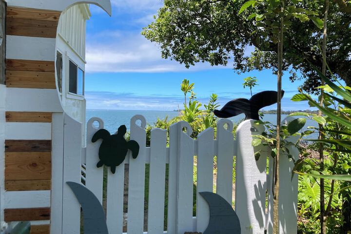 Hilo Bay Oceanfront B & B