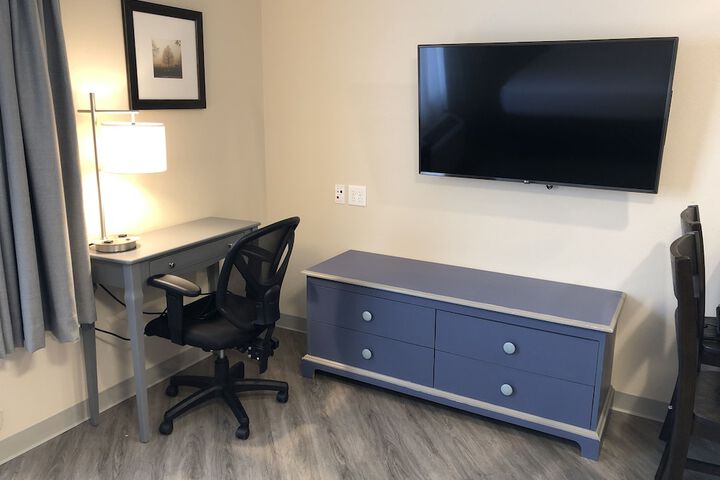Room 42 of 50