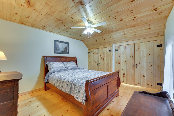 Inviting Chittenden Apartment Near Pico Mountain!