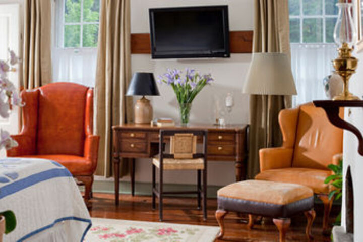 Historic Smithton Inn