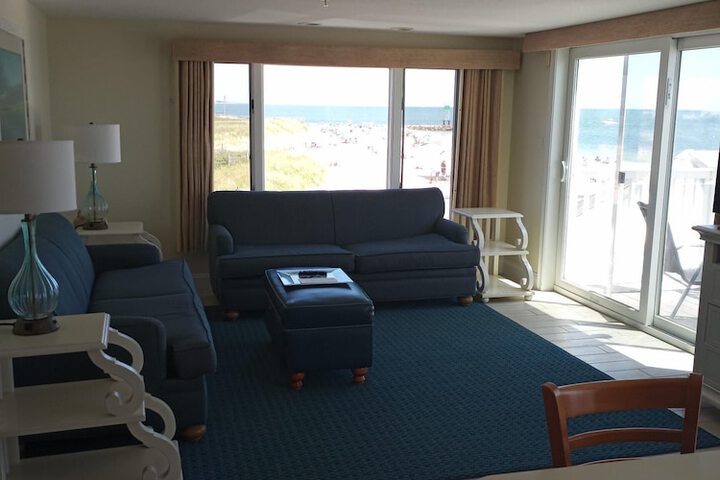 Ocean Club on Smugglers Beach