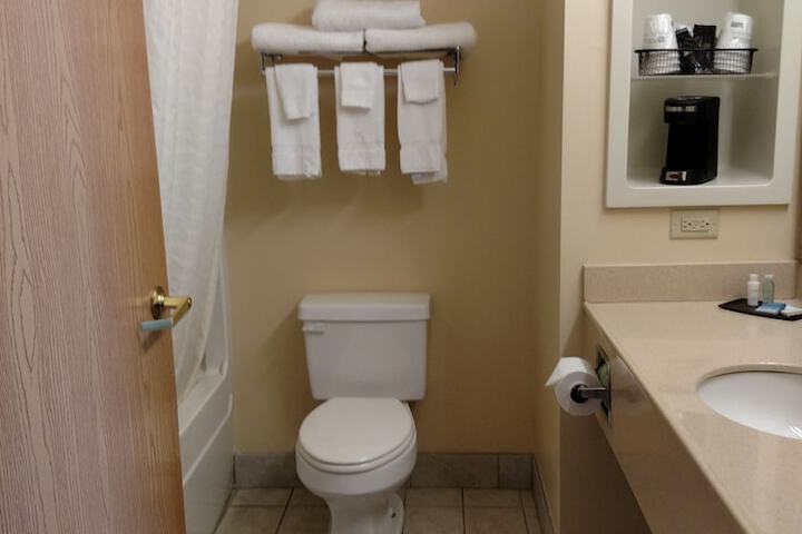 Room 25 of 54