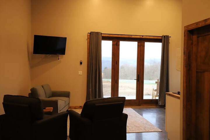 Room 26 of 83