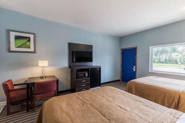 Room 18 of 36