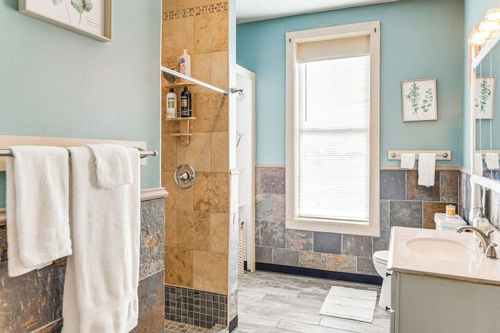 Bring a Pet: Historic Downtown Olean Apartment