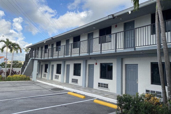 Hotel 6 of 16
