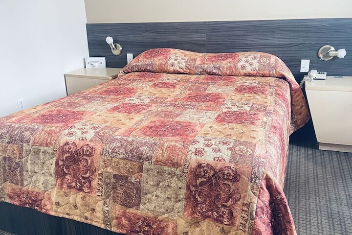 Falcon Motel Brossard
