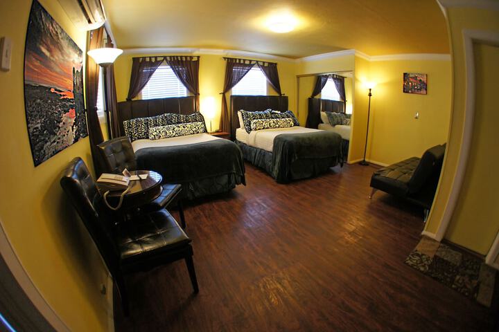 Room 22 of 44