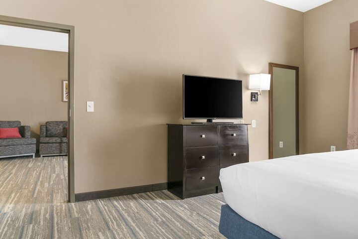 Comfort Inn & Suites Toledo North