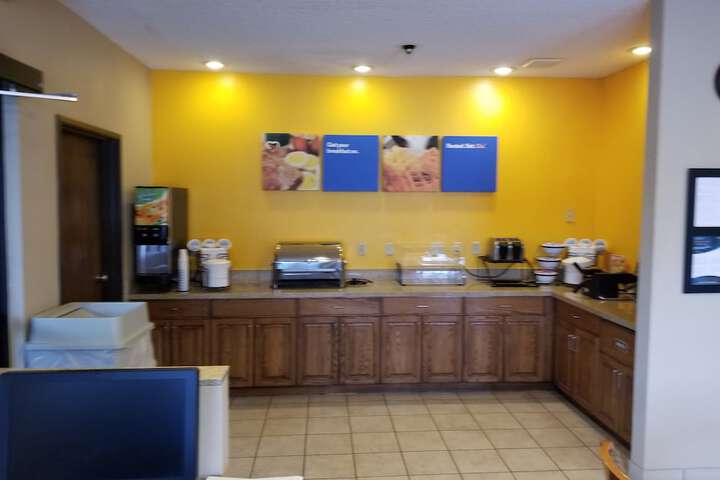 Comfort Inn Jamestown South