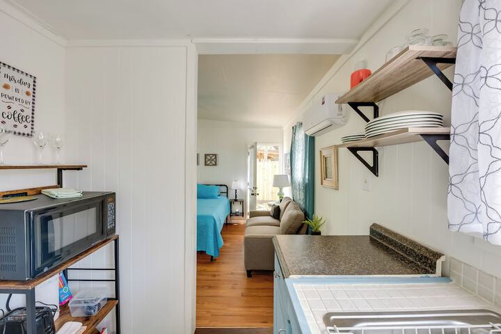 6 Mi to St. George Island: Cozy Gulf Coast Retreat!