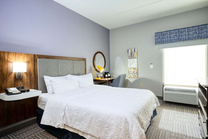 Room 11 of 20