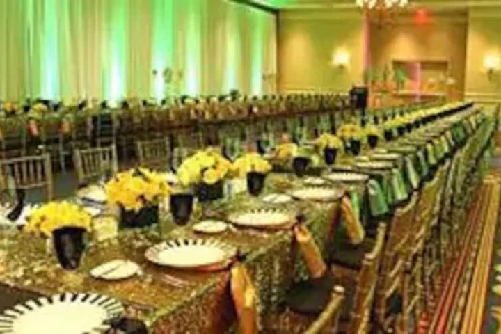 Ballroom/Hall 19 of 26