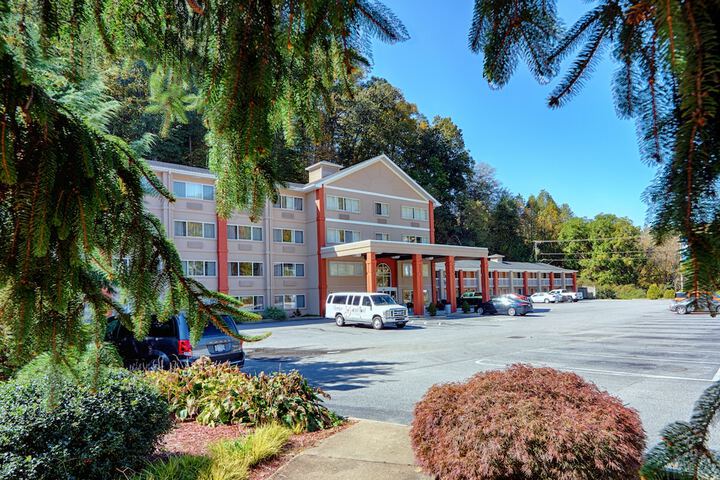 Hotel 3 of 42