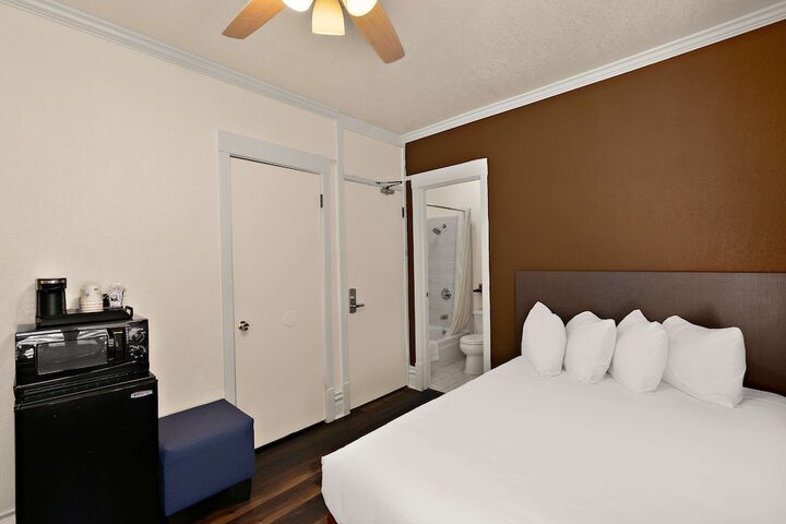 Room 38 of 45