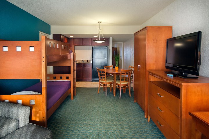 Room 72 of 89