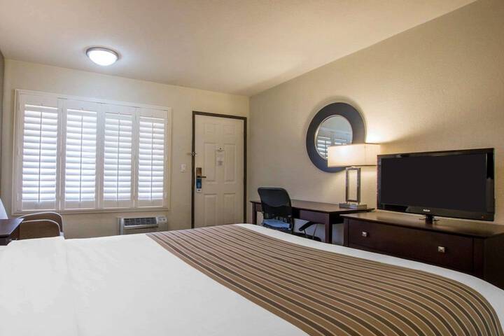 Room 22 of 30