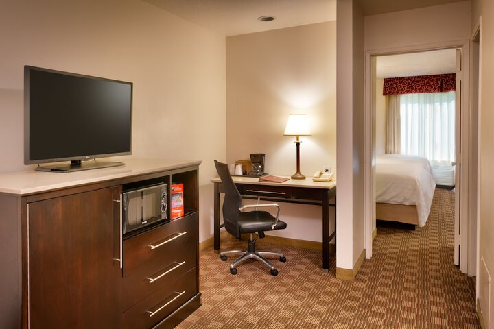 Room 34 of 63