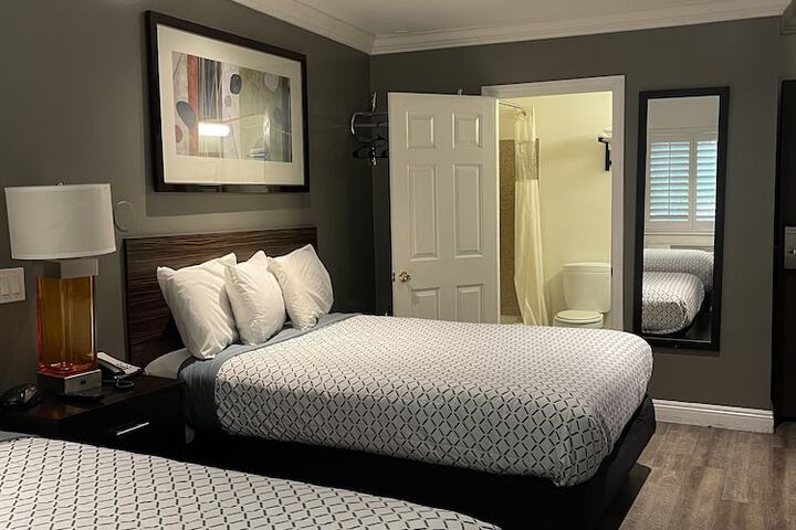 Room 20 of 23