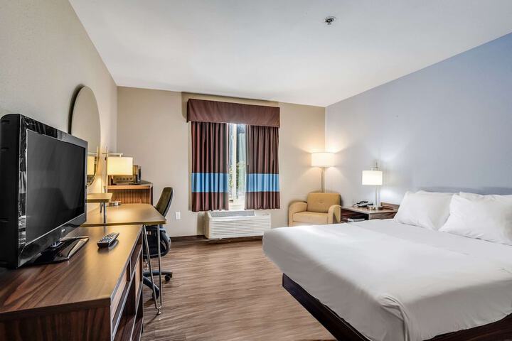 Room 15 of 29