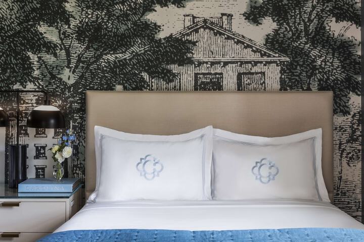 Room 20 of 49