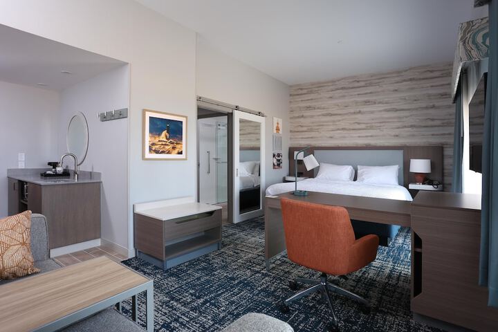 Hampton Inn & Suites Manistee Waterfront